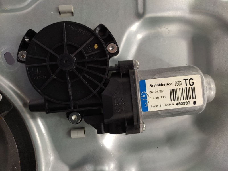 Elevalunas Trasero Izquierdo 834503l000 834713l000 400903j - Hyundai Grandeur 2.2 Diesel 2