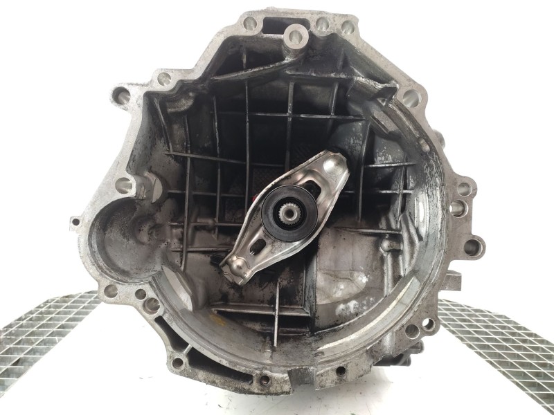 Recambio de caja cambios para audi a4 b7 (8ec) 2.0 tdi 16v referencia OEM IAM HCF  