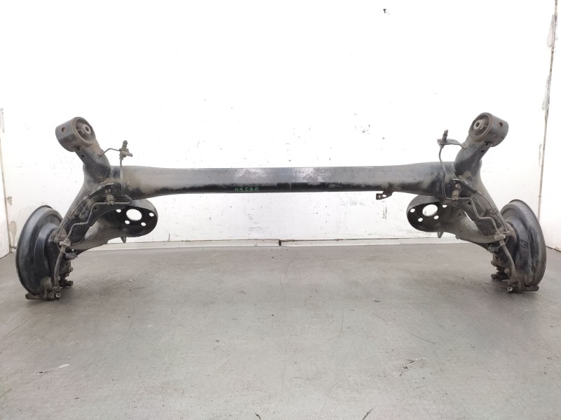 Recambio de puente trasero para toyota auris hybrid active referencia OEM IAM   