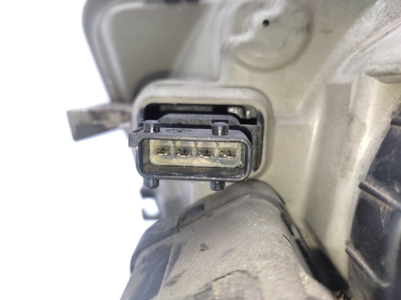 Faro Izquierdo 4480992  - Saab 900 Berlina 2.3 Cat 5