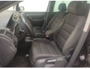 VOLKSWAGEN TOURAN (1T1, 1T2)
