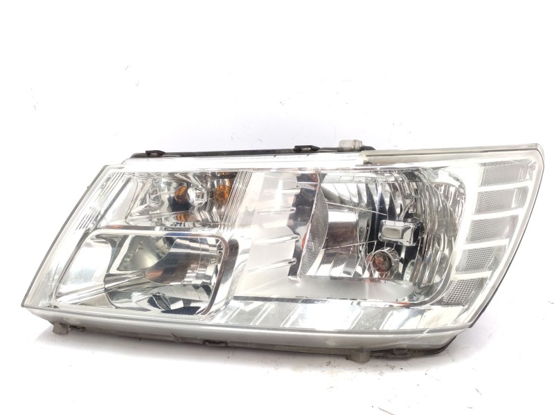 Recambio de faro izquierdo para fiat freemont (345_) 2.0 jtd referencia OEM IAM   