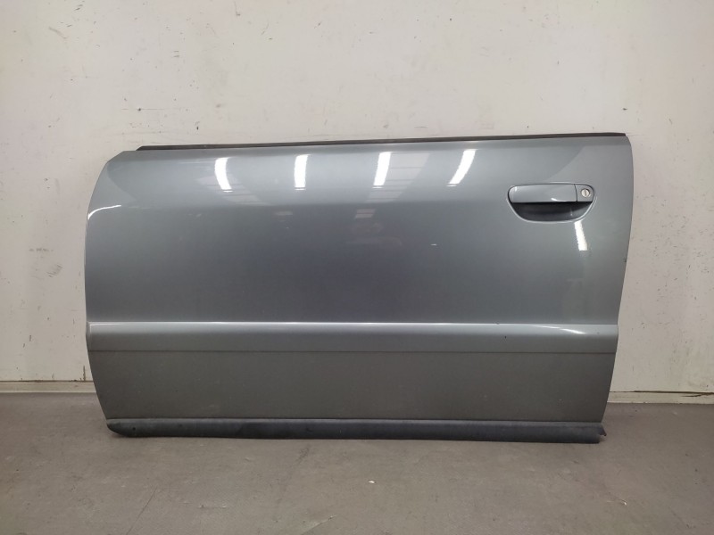 Recambio de puerta delantera izquierda para audi a4 b5 (8d2) 1.9 tdi referencia OEM IAM  8D0831051C 