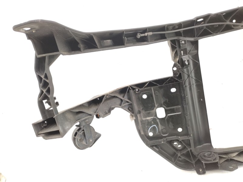 Panel Frontal 641013l200  - Hyundai Grandeur 2.2 Diesel 5