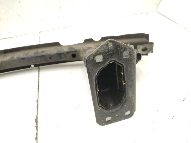 Recambio de refuerzo paragolpes delantero para bmw 1 (e81) 118 i referencia OEM IAM  51117166584 