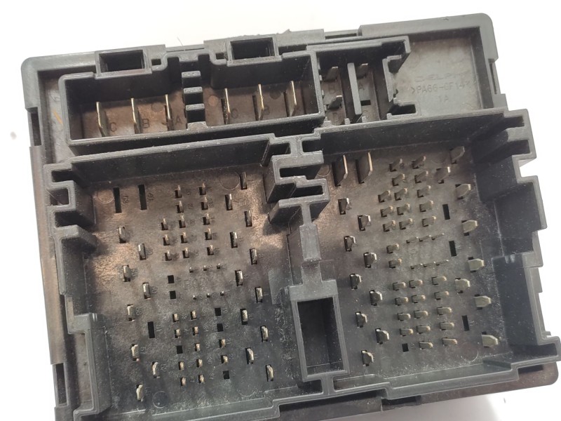 Caja Reles / Fusibles 68068355ac K68068355af  - Fiat Freemont (345_) 2.0 Jtd 4