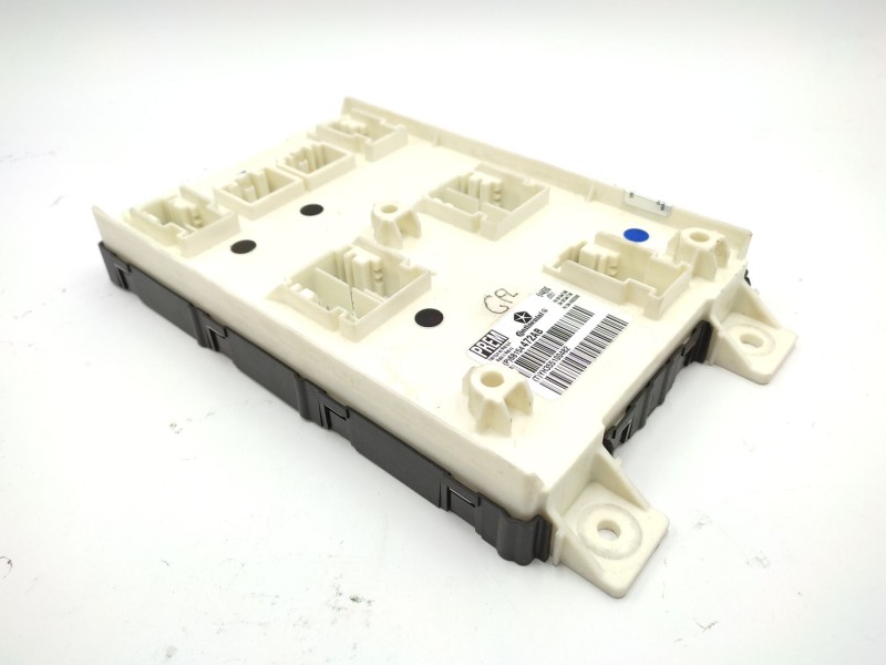 Recambio de caja reles / fusibles para fiat freemont (345_) 2.0 jtd referencia OEM IAM   