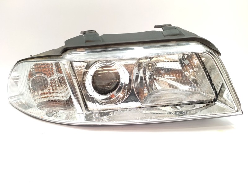Recambio de faro derecho para audi a4 b5 (8d2) 1.9 tdi referencia OEM IAM  8D0941030AK 
