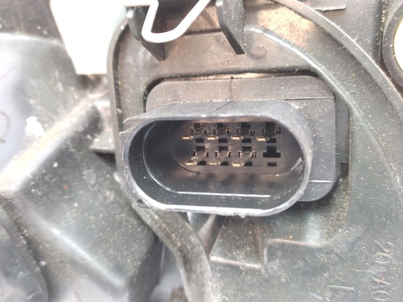 Recambio de faro izquierdo para audi a4 b5 (8d2) 1.9 tdi referencia OEM IAM  8D0941029AK 