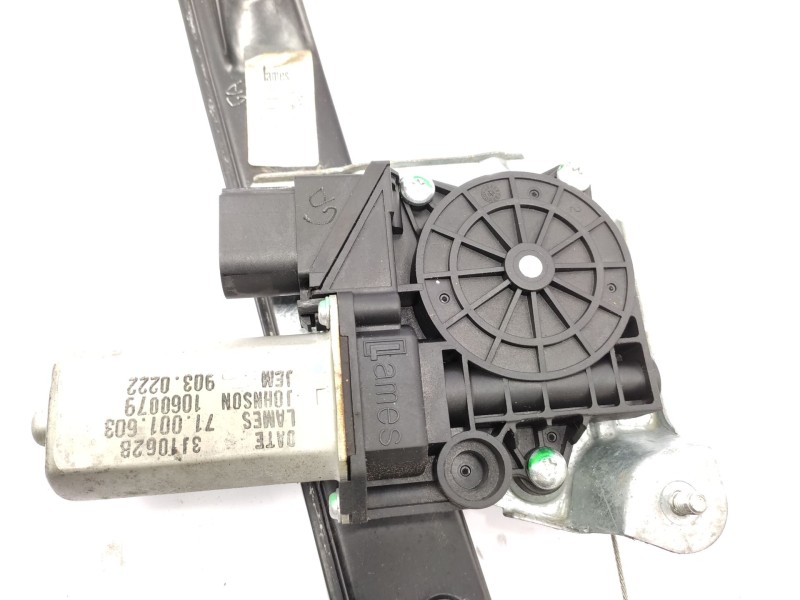 Recambio de elevalunas trasero derecho para bmw 1 (e87) 118 d referencia OEM IAM 7067798 51357138468 