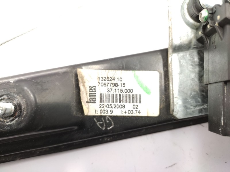Recambio de elevalunas trasero derecho para bmw 1 (e87) 118 d referencia OEM IAM 7067798 51357138468 