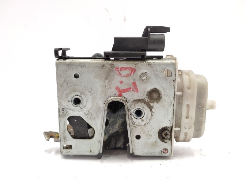 Recambio de cerradura puerta delantera izquierda para audi a4 b5 (8d2) 1.9 tdi referencia OEM IAM  8D1837015F 
