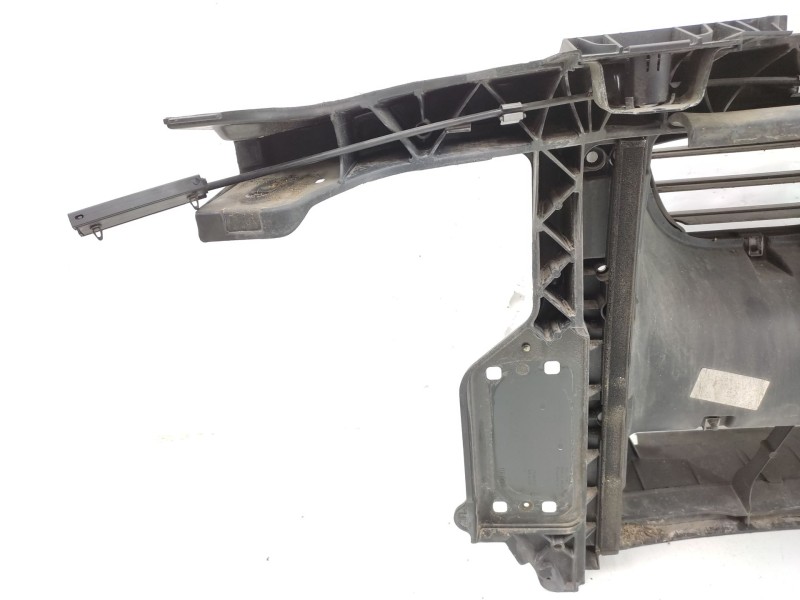Recambio de panel frontal para bmw 1 (e87) 118 d referencia OEM IAM  51647193192 