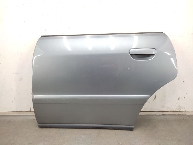Recambio de puerta trasera izquierda para audi a4 b5 (8d2) 1.9 tdi referencia OEM IAM  8D0833051F 