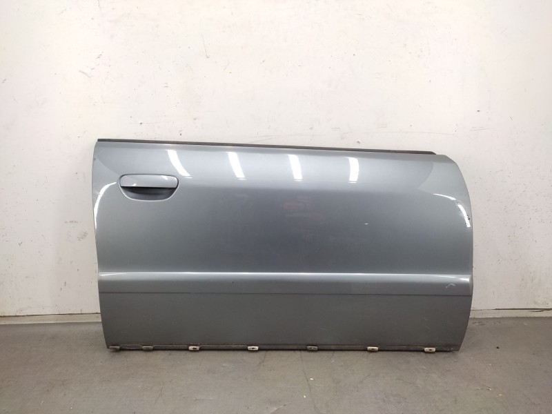 Recambio de puerta delantera derecha para audi a4 b5 (8d2) 1.9 tdi referencia OEM IAM  8D0831052C 