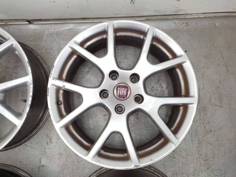 Recambio de juego llantas para fiat freemont (345_) 2.0 jtd referencia OEM IAM   