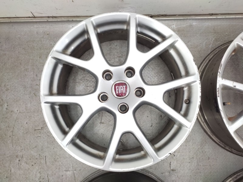 Recambio de juego llantas para fiat freemont (345_) 2.0 jtd referencia OEM IAM   