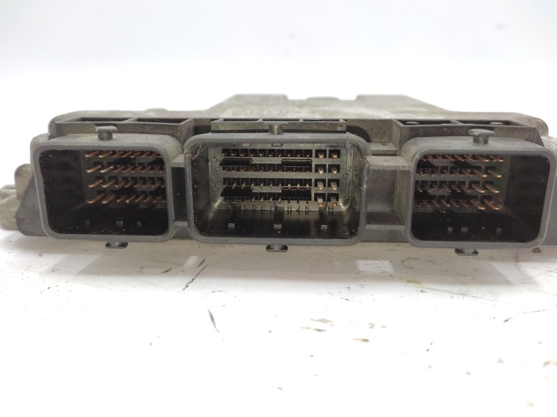 Recambio de centralita motor uce para ford focus c-max (dm2) 1.6 tdci referencia OEM IAM   