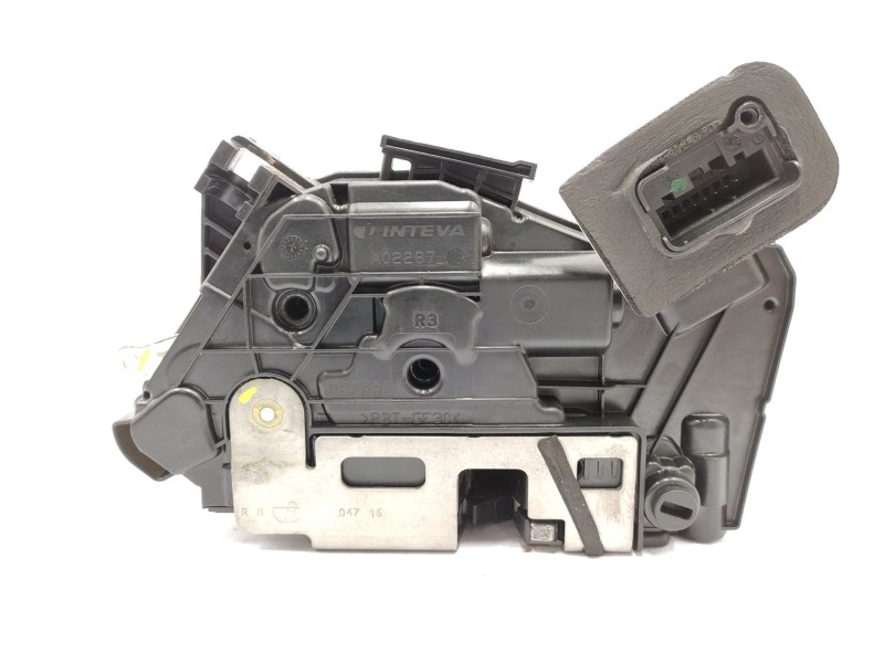 Recambio de cerradura puerta trasera derecha para skoda yeti (5l) 1.2 tsi referencia OEM IAM   