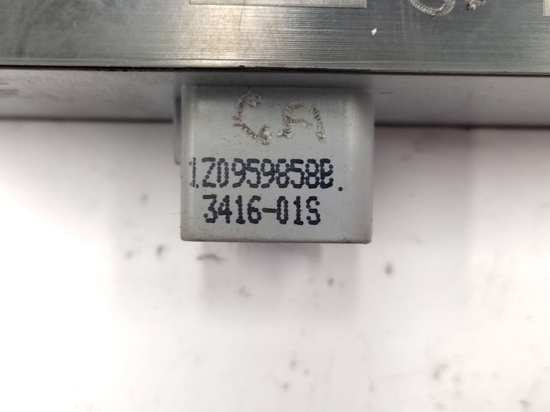 Mando Elevalunas Delantero Izquierdo 1z0959858b  - Skoda Yeti (5l) 1.2 Tsi 4