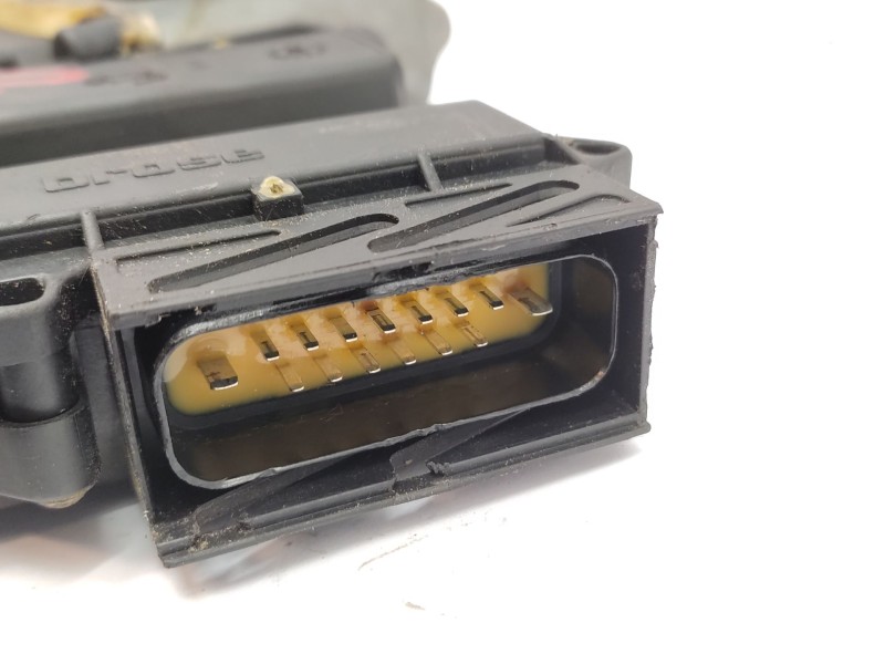 Recambio de mando elevalunas delantero derecho para volkswagen golf iii (1h1) 1.9 tdi referencia OEM IAM   