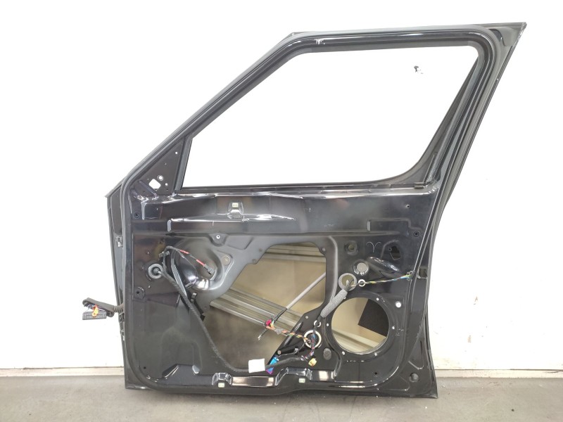 Recambio de puerta delantera derecha para skoda yeti (5l) 1.2 tsi referencia OEM IAM  5L0831056 
