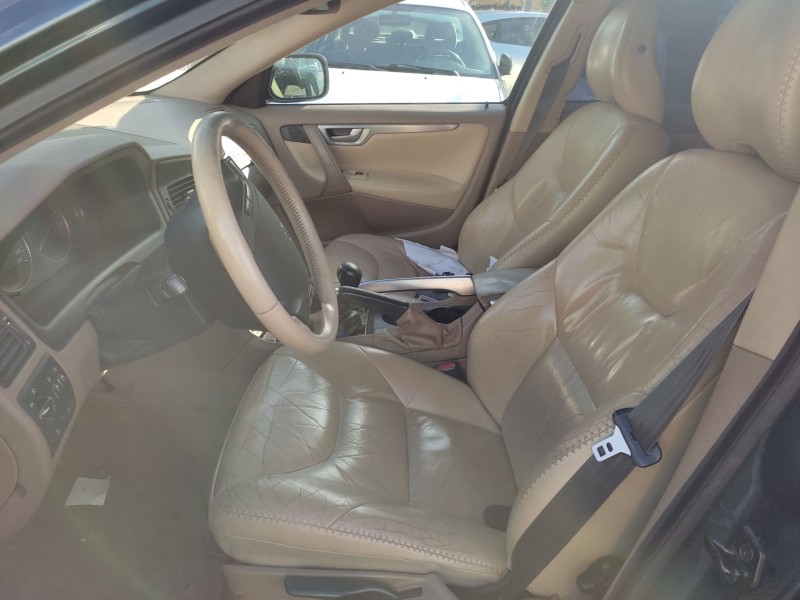 volvo xc70 i cross country (295) del año 2005