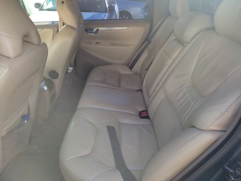 volvo xc70 i cross country (295) del año 2005