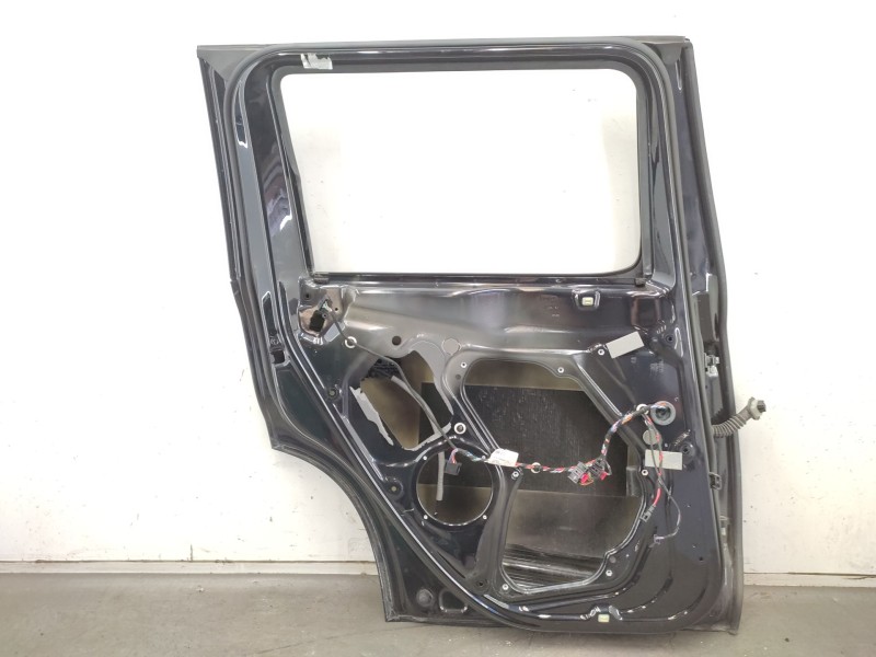 Recambio de puerta trasera izquierda para skoda yeti (5l) 1.2 tsi referencia OEM IAM  5L0833055 