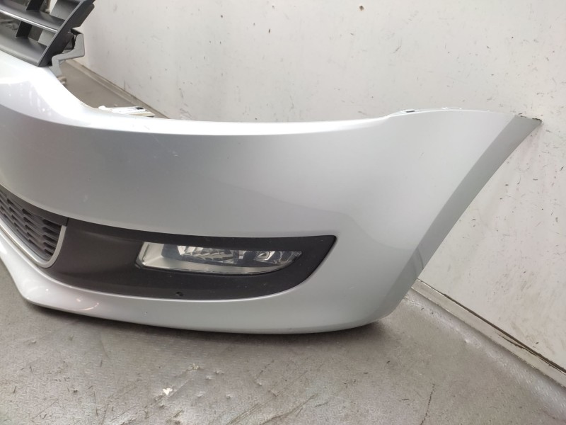 Recambio de paragolpes delantero para volkswagen polo v (6r1, 6c1) 1.6 tdi referencia OEM IAM  6R0807221R 