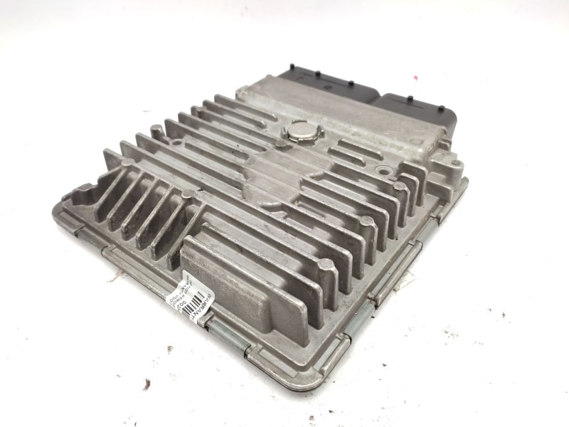 Recambio de centralita motor uce para volkswagen polo v (6r1, 6c1) 1.6 tdi referencia OEM IAM   