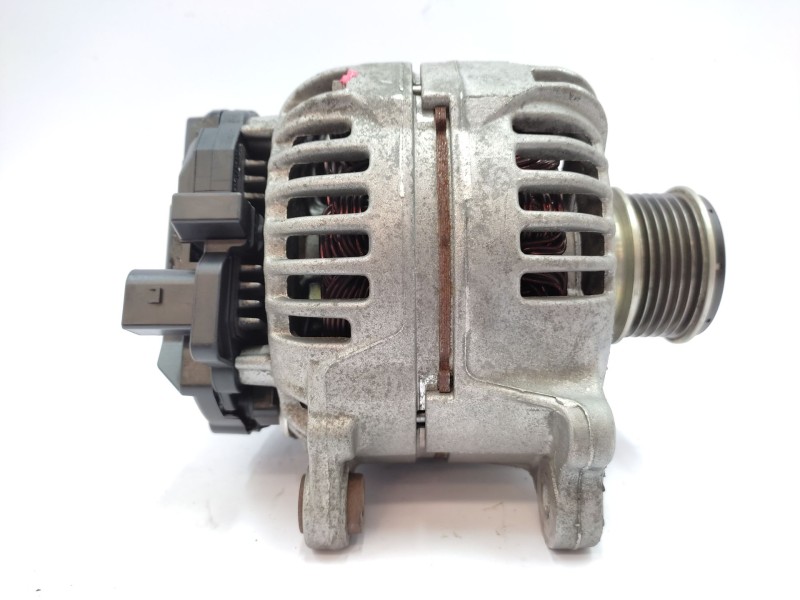 Recambio de alternador para volkswagen polo v (6r1, 6c1) 1.6 tdi referencia OEM IAM 06F903023F  0124525091