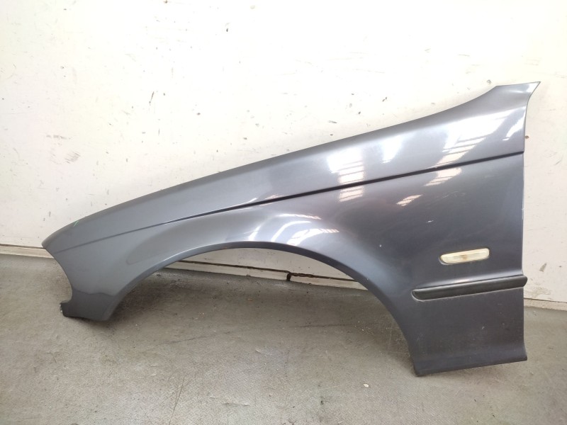 Recambio de aleta delantera izquierda para bmw 3 (e46) 320 d referencia OEM IAM  41358240405 