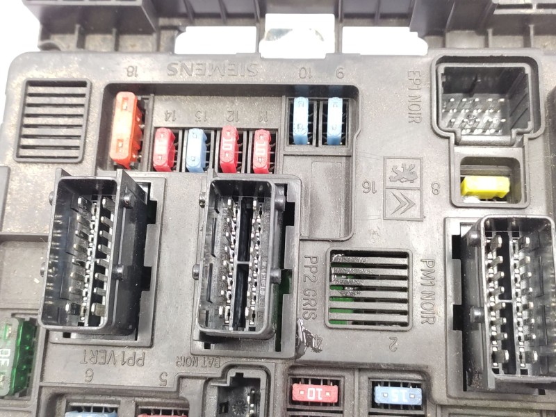 Recambio de caja reles / fusibles para citroën c2 (jm_) 1.4 referencia OEM IAM   