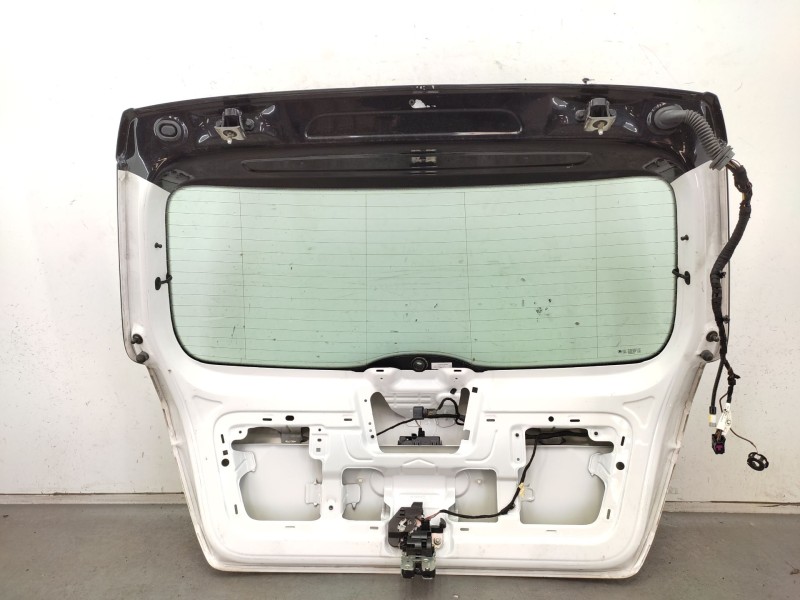 Recambio de porton trasero para skoda fabia iii (nj3) 1.4 tdi referencia OEM IAM  6V6827025H 