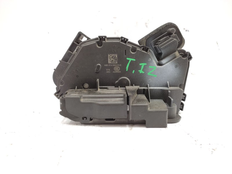 Recambio de cerradura puerta trasera izquierda para skoda fabia iii (nj3) 1.4 tdi referencia OEM IAM   