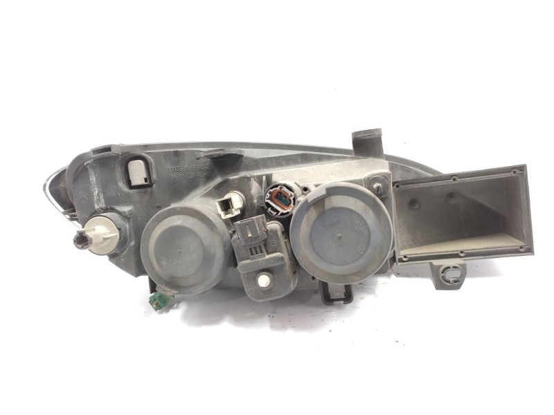 Recambio de faro izquierdo para nissan primera (p11) 1.6 16v referencia OEM IAM  260609F686 