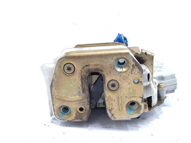 Cerradura Puerta Trasera Derecha 825029f511  - Nissan Primera (p11) 1.6 16v 3