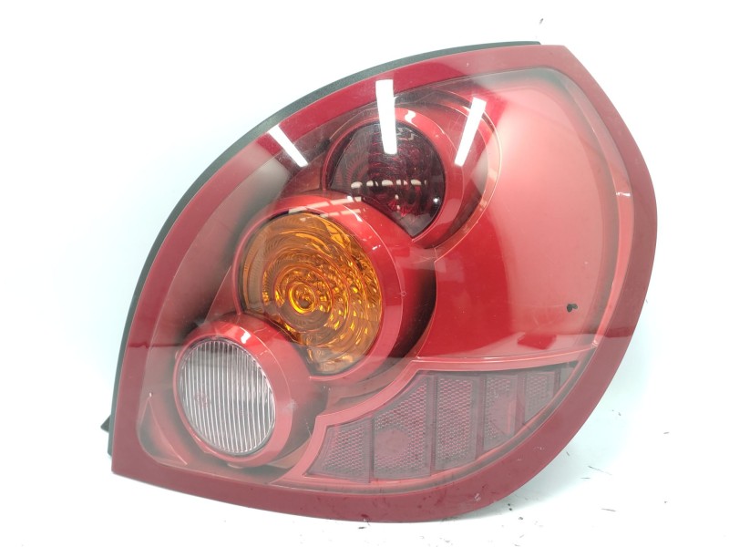 Recambio de piloto trasero derecho para nissan almera ii (n16) 1.5 referencia OEM IAM  26550BN787 