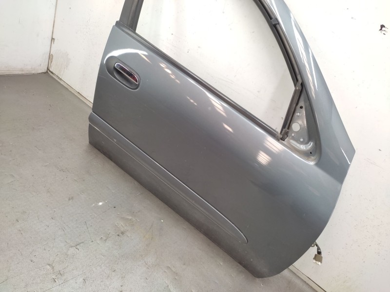 Recambio de puerta delantera derecha para nissan almera ii (n16) 1.5 referencia OEM IAM  801005M432 