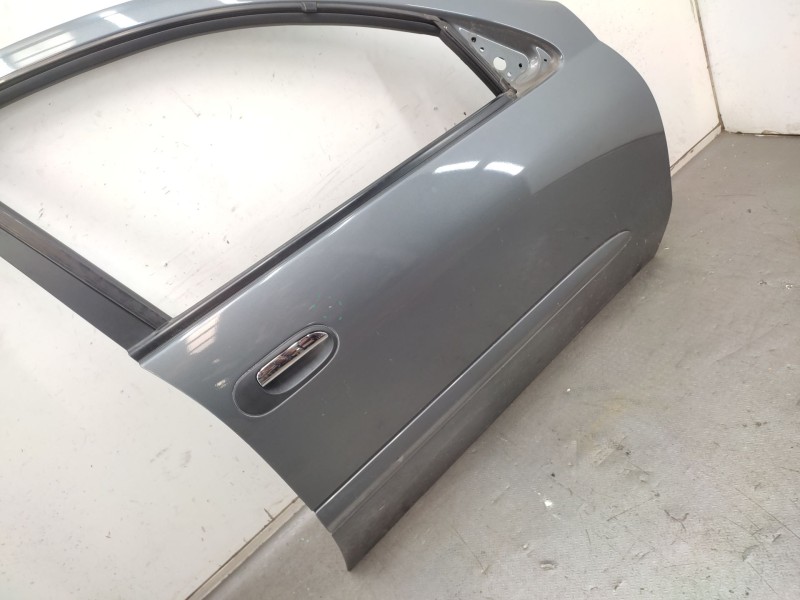 Recambio de puerta delantera derecha para nissan almera ii (n16) 1.5 referencia OEM IAM  801005M432 