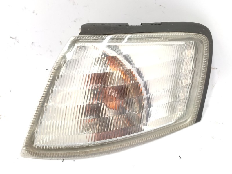 Recambio de piloto delantero izquierdo para nissan primera hatchback (p11) 1.6 16v referencia OEM IAM 261352F000  