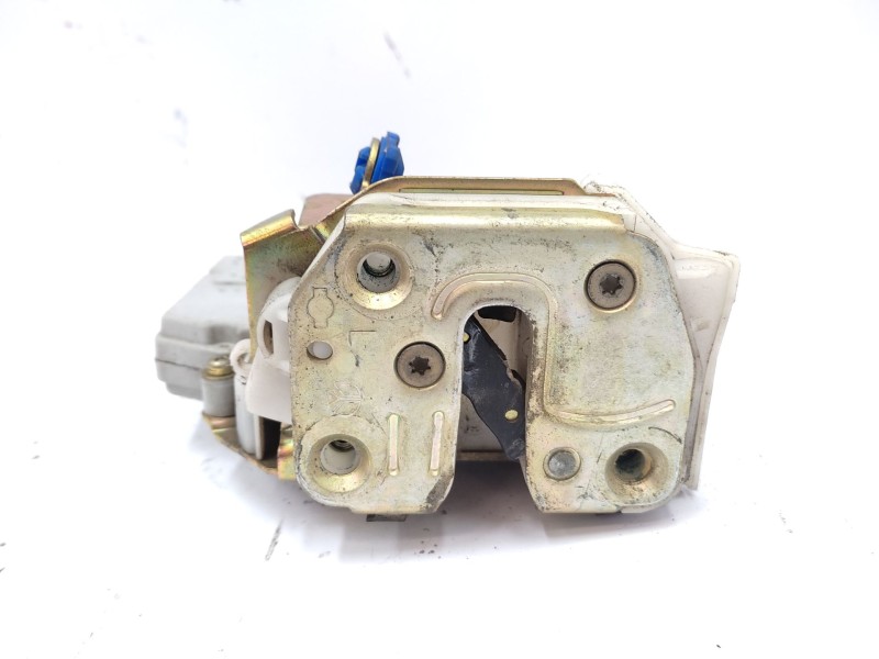 Cerradura Puerta Trasera Izquierda 825032f000  - Nissan Primera Hatchback (p11) 1.6 16v 3