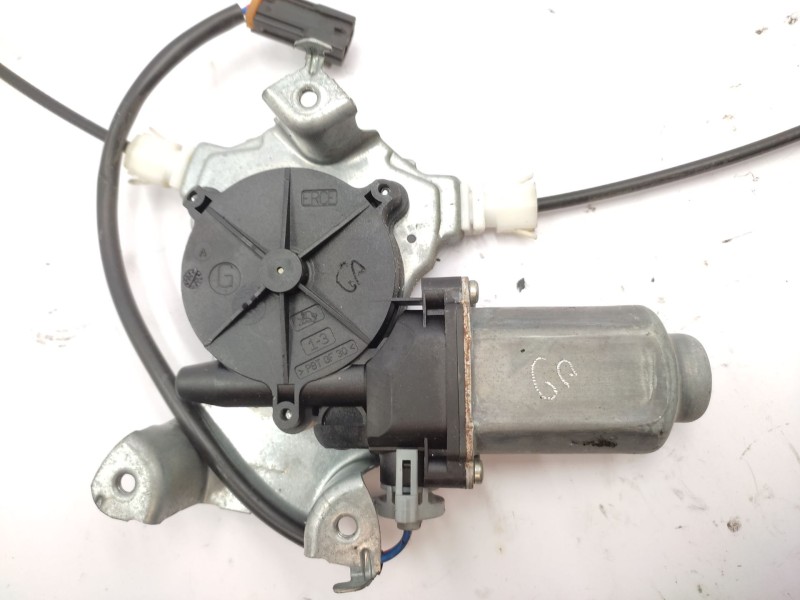 Elevalunas Delantero Derecho 807002f002  - Nissan Primera Hatchback (p11) 1.6 16v 2