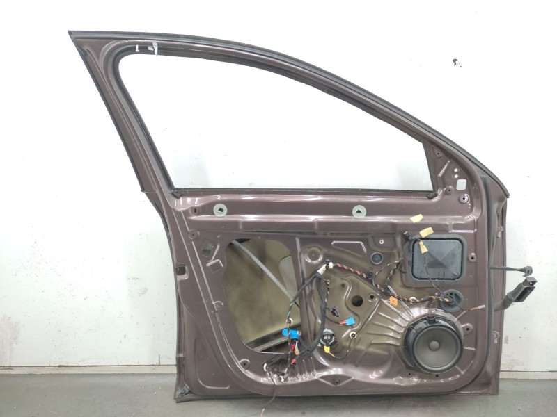 Recambio de puerta delantera izquierda para skoda octavia iii (5e3, nl3, nr3) 1.6 tdi referencia OEM IAM  5E0831051 