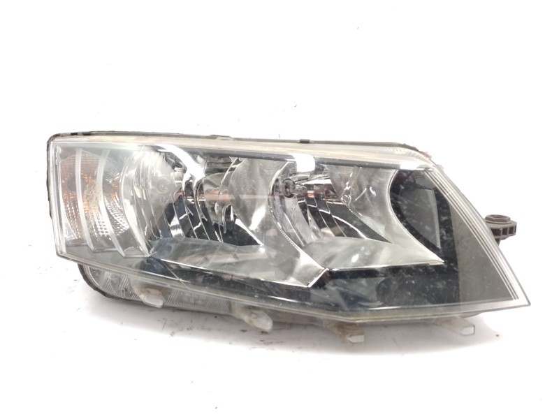 Recambio de faro derecho para skoda octavia iii (5e3, nl3, nr3) 1.6 tdi referencia OEM IAM  5E1941018 