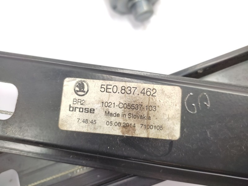 Recambio de elevalunas delantero derecho para skoda octavia iii (5e3, nl3, nr3) 1.6 tdi referencia OEM IAM  5E0837462 