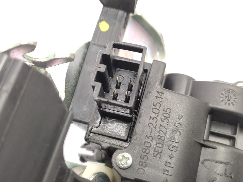 Recambio de cerradura maletero / porton para skoda octavia iii (5e3, nl3, nr3) 1.6 tdi referencia OEM IAM   