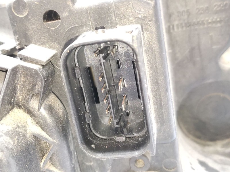 Recambio de faro izquierdo para bmw x3 (e83) xdrive 20 d referencia OEM IAM  63127162189 