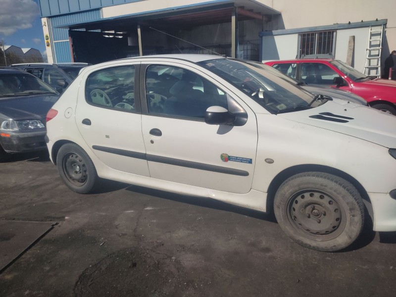 peugeot 206 hatchback (2a/c) del año 2001